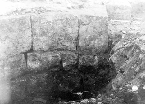 Кладка церкви-колокольни Иоанна Лествичника. Фрагмент фотографии 1913 года.