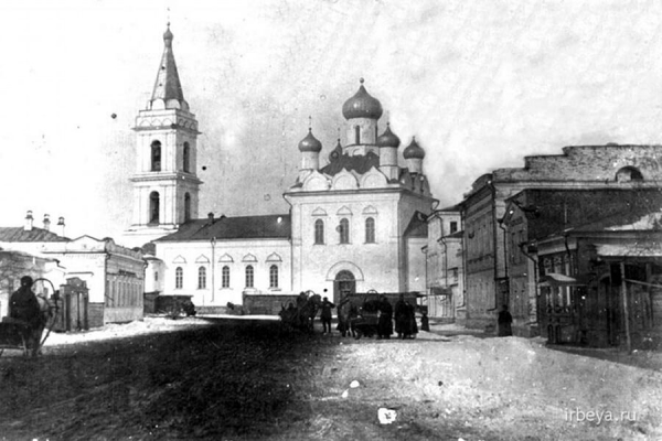Мангилева А. В. Православное духовенство города Ирбита в первой трети XIX века (на основе данных клировых ведомостей).