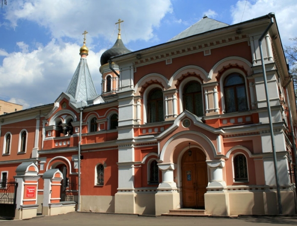 История Троицкого подворья.