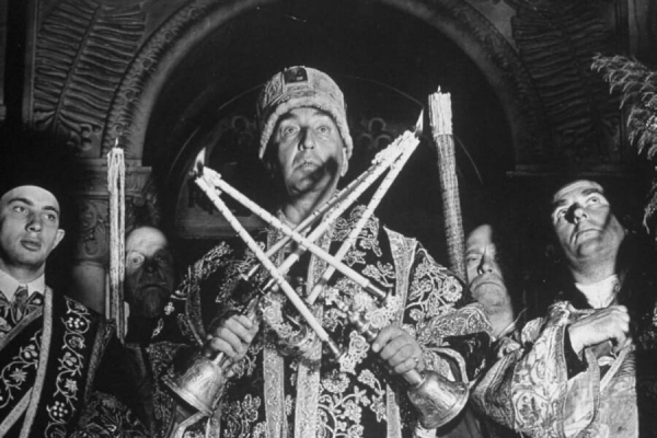 Шишкин Е. Ликвидация обновленческого раскола Русской Православной Церкви в свете данных региональной истории Северного Кавказа.