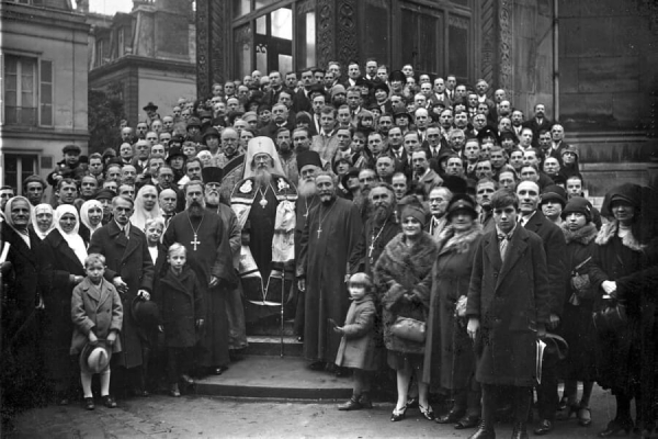 Митрофанов Г. Из истории Русской Православной Церкви ХХ века (К вопросу о взаимоотношениях Московской Патриархии и русской церковной эмиграции в период 1920-1927 гг.).